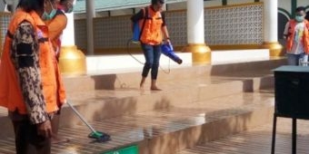 Songsong Ramadan, Brigade Penolong Pramuka Sumenep Gelar Baksos di Masjid Jamik