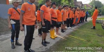 BPBD Pacitan Terjunkan TRC Bantu Evakuasi Santri Hanyut di Ponorogo