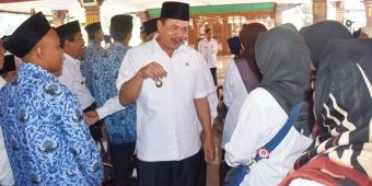 Wabup Pungkasiadi Lepas 133 JCH PNS: Berharta dan Sehat Belum Tentu Berangkat
