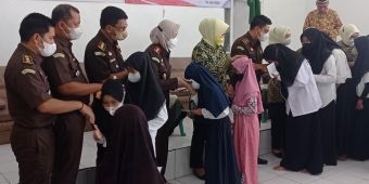 Peringati Hari Bhakti Adhyaksa, Kejari Kota Kediri Gelar Donor Darah dan Santunan ke Panti Asuhan