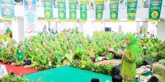 Lantik PW dan 6 PC Muslimat NU di Sulawesi Selatan, Khofifah Ajak Bangun 4 Ukhuwah