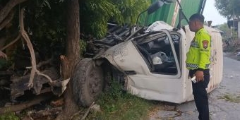 Diduga Lalai, Truk Trailer Seruduk Tronton di Lamongan, Satu Pengemudi Luka Berat