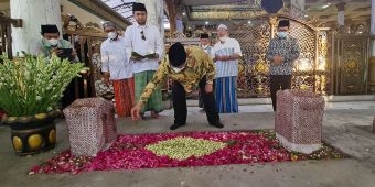 Ziarah ke Maqbaroh Syaikhona Kholil, KH Said Aqil Siraj Ungkap Alasannya Gemar Ziarah