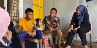 5 Bocah di Sebuah Rumah Kawasan Kebomas Gresik Diduga Diterlantarkan Orang Tuanya