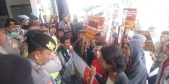 Dinilai Gagal, Mahasiswa di Tuban Minta BPJS Dibubarkan