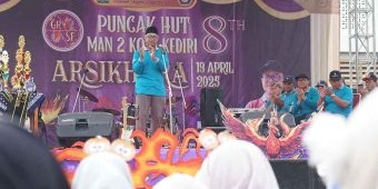 Hadiri Puncak HUT ke-8 MAN 2 Kota Kediri, Gus Qowim: Kenangan yang Sangat Berkesan