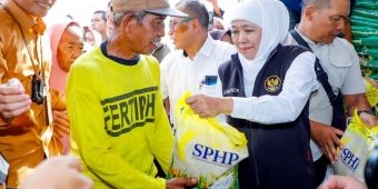 Pasar Murah di Nganjuk Diserbu Warga, Gubernur Khofifah: Kendalikan Inflasi, Stabilkan Harga Bapok