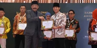 Bupati Arifin Raih Penghargaan Baznas Award