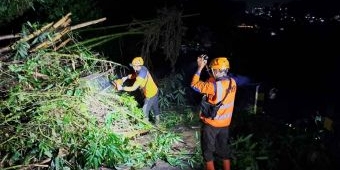 Dua Titik Longsor di Bumiaji, BPBD Kota Batu Imbau Warga Waspada Cuaca Ekstrem