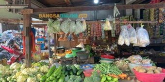 Harga Sembako Surabaya Hari Ini: Cabai Merah Besar Naik, Ayam Kampung Merosot