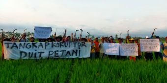 Puluhan Petani Lumajang Gelar Aksi Dukung KPK Usut Tuntas Dugaan Korupsi di Kementan