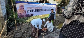 peletakan-batu-pertama-perpustakaan-khofifah-prof-kiai-imam-ghazali-berharap-seperti-al-azhar-mesir