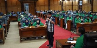 Ketua DPRD Sidoarjo Beri Materi Sekolah Legislatif Unusida