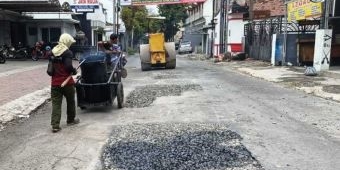 Pemkab Kediri Targetkan Perbaikan Jalan Berlubang Tuntas H-7 Lebaran