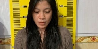 Pasutri Di Gresik Digrebek Polisi Saat Asik Pesta Sabu, Suami Kabur