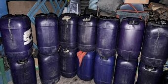 Polresta Sidoarjo Amankan 845 Liter Pertalite Diduga Ditimbun untuk Dijual Ilegal