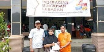 Megasurya Mas Bagikan Bingkisan Lebaran Untuk Warga Desa Tambakrejo dan Tambak Sawah