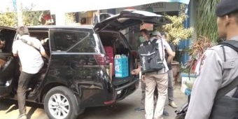 Geledah Dinkes Malang, KPK Amankan Sejumlah Dokumen Penting