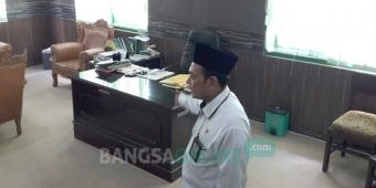 KPK Geledah Kantor Kemenag Gresik Selama 2,5 Jam, Sita Berkas dan Tanya Penghasilan Muafaq
