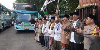 Bupati Arifin Berangkatkan 530 CJH asal Trenggalek