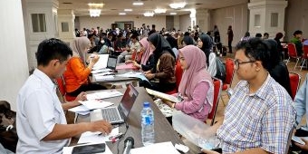 Pendaftaran Beasiswa Pemuda Tangguh Dibuka, Pemkot Surabaya Fokus Jemput Bola untuk Warga Desil 1-5