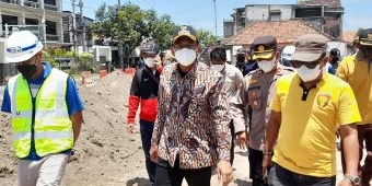 Bupati Muhdlor Perintahkan Dishub Urai Kemacetan Dampak Proyek Flyover JPL 64 Krian