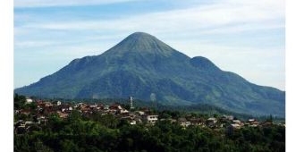 Bupati Mojokerto Bantah Rusak Alam Gunung Penanggungan