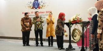Jatim Kontribusi 49,65 % Produksi Perhiasan Nasional, Khofifah Dorong Jadi Destinasi Wisata Baru