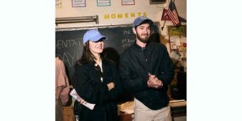 Andrew Garfield dan Monica Barbaro Nonton John Proctor Is The Villain di Teater Broadway