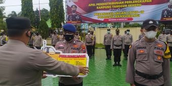 Cegah Penularan Covid-19, Polresta Banyuwangi Distribusikan Alkes dan Logistik ke 184 KTS