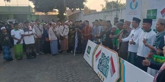 Ribuan Nahdliyin di Kota Probolinggo Ikuti Jalan Santai Bersarung