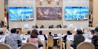 Tindak Lanjut Evaluasi Triwulan I, Kementerian ATR/BPN Gelar Rapat Kerja dengan Komisi II DPR RI