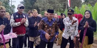 Diresmikan Bupati Malang, Rabat Beton Ruasan Maduarjo-Pakisaji Diharapkan Majukan Perekonomian
