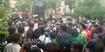 Perpustakaan STAIN Pamekasan Didemo Mahasiswa