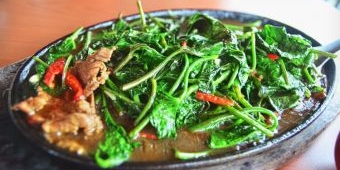 Resep Tumis Kangkung Cabai Hijau Praktis untuk Sahur