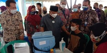 Target 10 Juta Dosis, OJK Gelar Vaksinasi Covid-19 di Situbondo