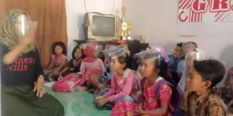 Berkat Rumah Baca Lentera Wilis, Anak-anak Pedesaan di Lereng Wilis Bisa Belajar Gratis