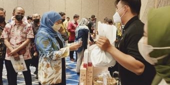 ​Tingkatkan Daya Saing Produk Halal, Khofifah Buka East Java Halal Agro Industry Fest 2022