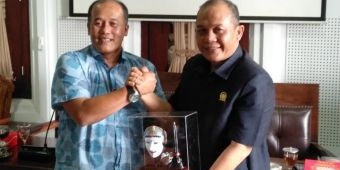 ​DPRD Kota Malang Beli 100 Tiket Konser Musik Godbless