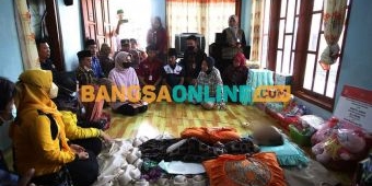 Mensos Mendadak Kunjungi Balita Penderita Hidrosefalus di Sampang