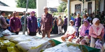 Wali Kota Kediri Tinjau Operasi Pasar Ramadhan di Tinalan