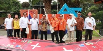 Manfaatkan Limbah Industri, PII Gresik Buat Perahu Penyelamat untuk BPBD Jawa Timur