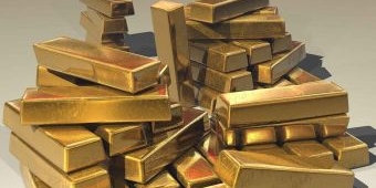 Harga Emas Diprediksi Menguat Awal Desember 2025 ini