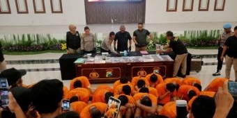 Polisi Ungkap Kronologi Pesta Seks Gay 'Sewalan Party' di Surabaya, 34 Pria Jadi Tersangka