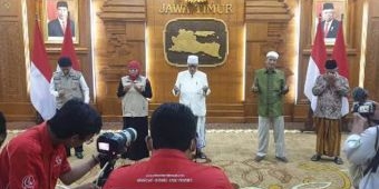 Gubernur Khofifah Mohon Do'a Ulama Agar Jatim Terbebas Covid-19