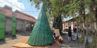 Festival Tumpeng Nasi Krawu Raksasa di Gresik Siap Pecahkan Rekor Muri