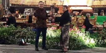 Meriahkan HUT ke-53, Petrokimia Gresik Gelar Wayang Kulit di SOR Tridharma