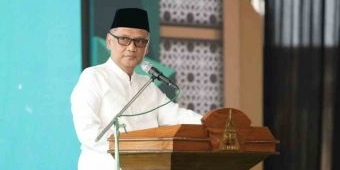 halal-bihalal-alumni-pesantren-tebuireng-menhaj-gus-irfan-menteri-tak-boleh-terima-amplop