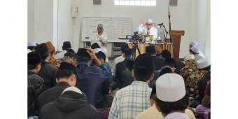 Diikuti para Mahasiswi Asal Filipina, Peserta Pengajian Kitab Kiai Asep di UAC Membeludak