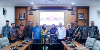 Komisi X DPR RI Inspeksi Bantuan TIK di Gresik, Wakil Bupati Bilang Begini